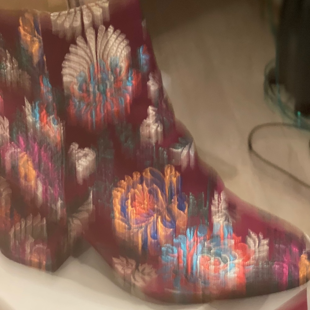 COLORFUL BOOTS